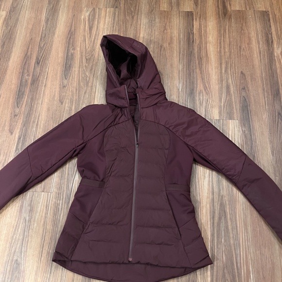 Lululemon down for it all jacket - Picture 2 of 4